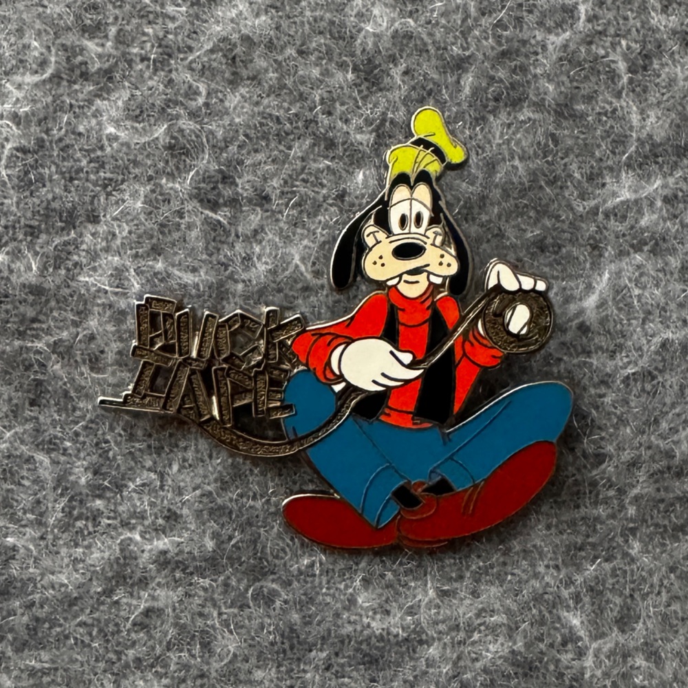 Disney Pin Trading 2005 Limited Edition LE1000 Goofy Duck Tape